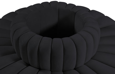 Briar Black 90 Velvet Upholstered Modular Sectional, 8-Piece