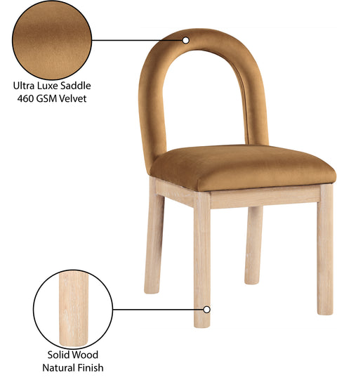 Greer Saddle Velvet Upholstered Dining Chair , 1 Piece (Style 1)