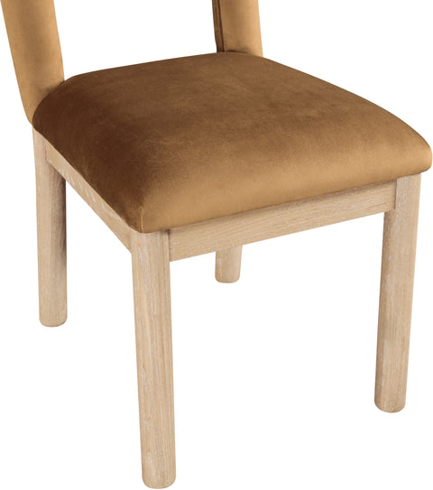 Greer Saddle Velvet Upholstered Dining Chair , 1 Piece (Style 1)
