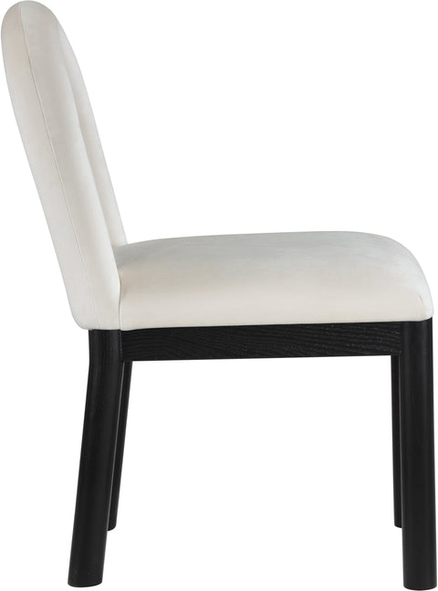 Noelle Velvet Upholstered Dining Chair, 1 Piece (Configuration 2)