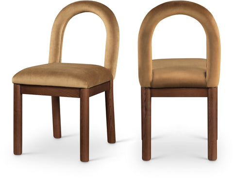 Greer Saddle Velvet Upholstered Dining Chair , 1 Piece (Style 3)