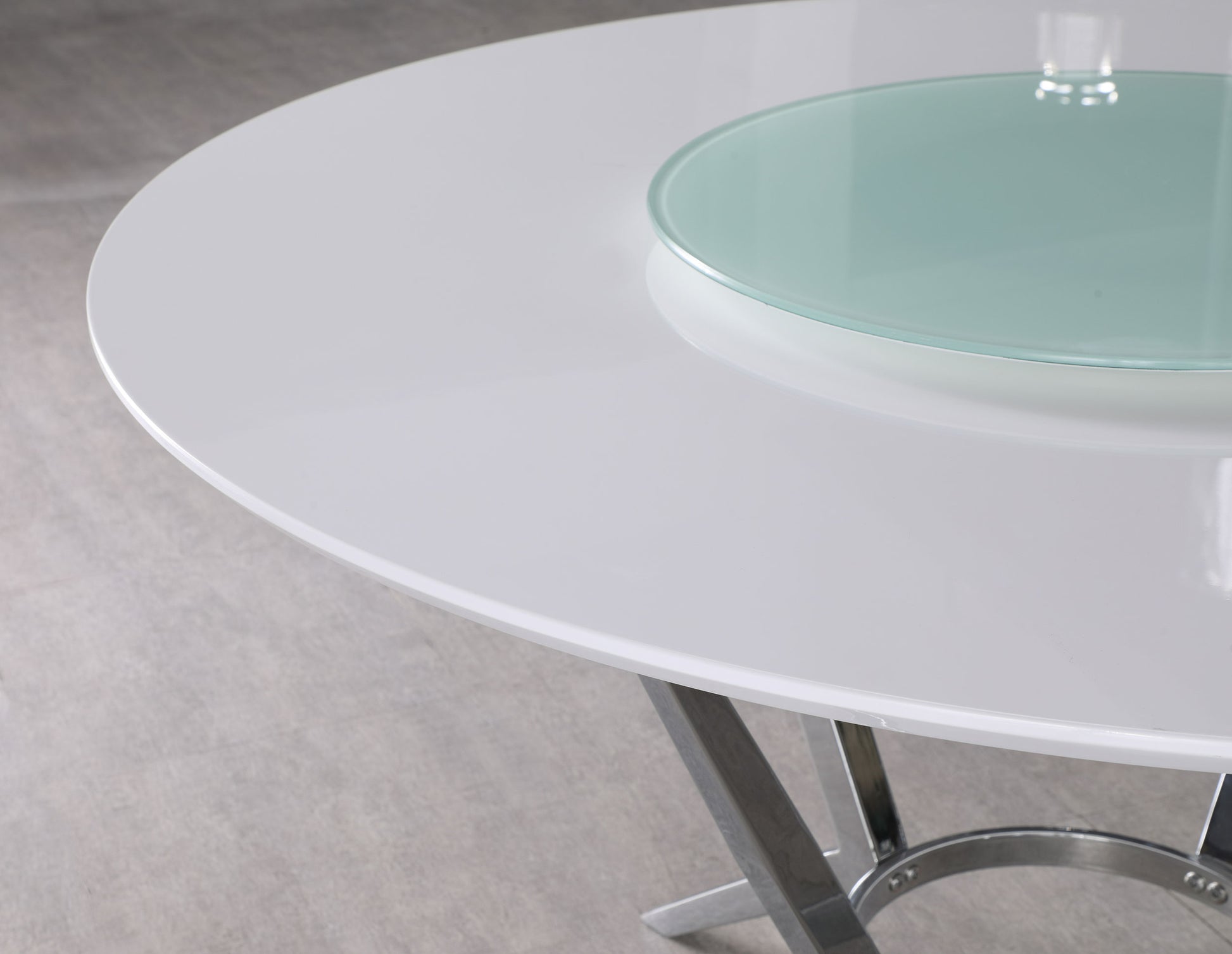 Dining Table With Lazy Susan