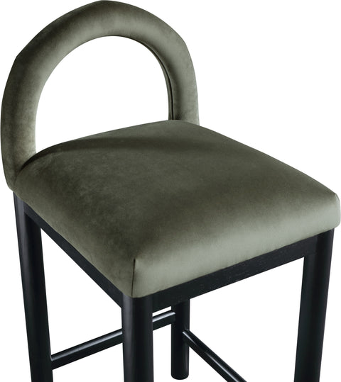 Greer Green Velvet Upholstered Counter Stool , 1 Piece (Style 1)