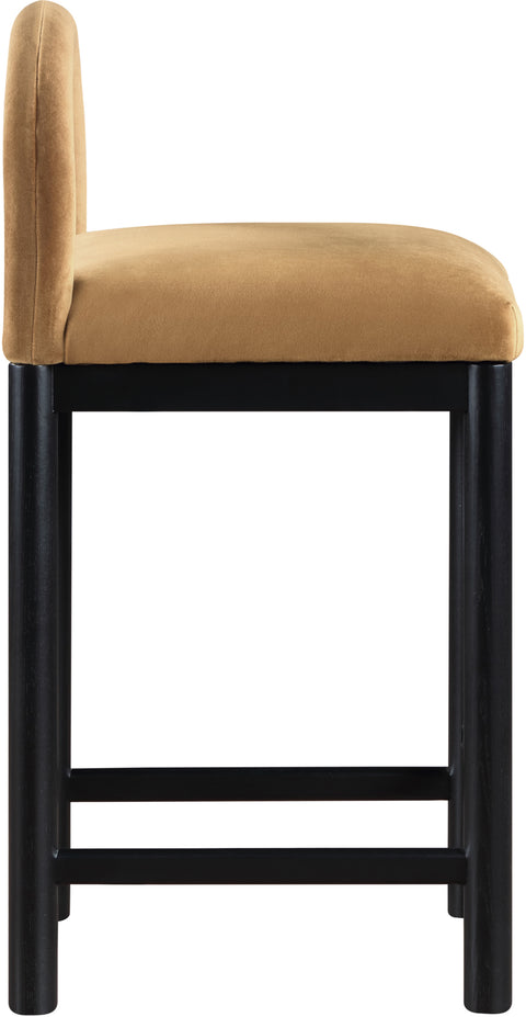 Greer Saddle Velvet Upholstered Counter Stool , 1 Piece (Style 2)