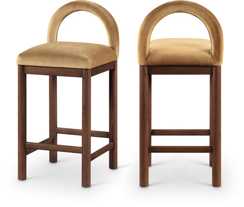 Greer Saddle Velvet Upholstered Counter Stool , 1 Piece (Style 3)