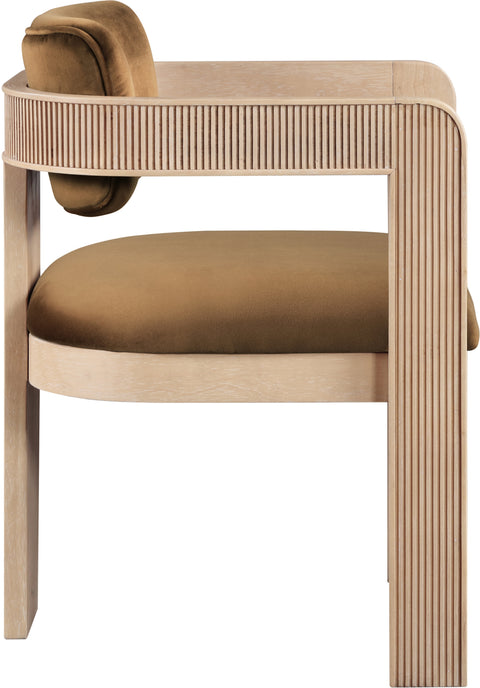 Selene Saddle Velvet Upholstered Dining Chair , 2-Piece (Style 1)