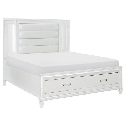 Aliana (3) Queen Platform Bed with LED Lighting and Footboard Storage
