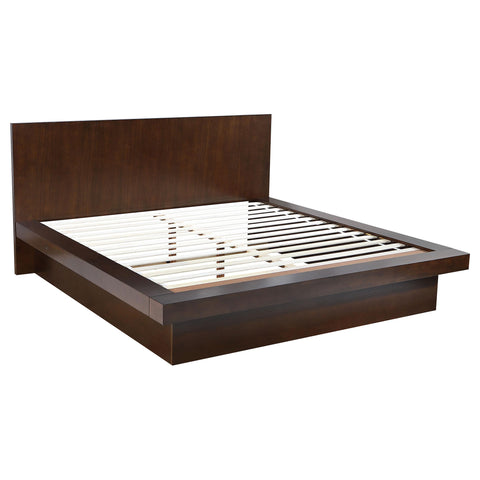 Yvette 5-piece Eastern King LED Bedroom Set Cappuccino