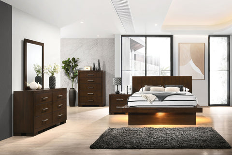 Vicente 5-piece Queen LED Bedroom Set Cappuccino
