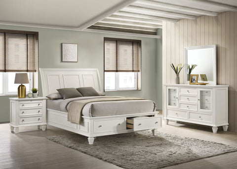 Elton Beach 4-piece Eastern King Bedroom Set Cream White