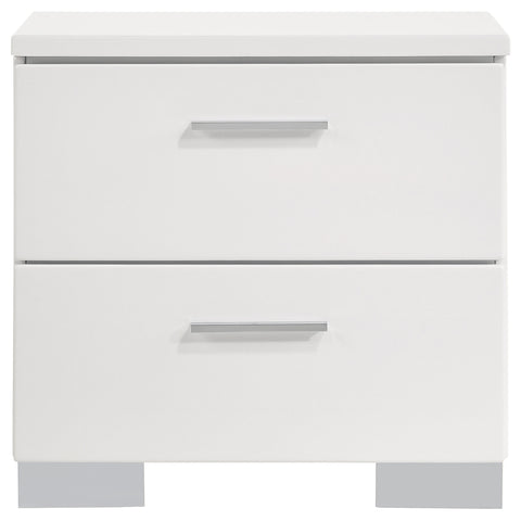 Mikayla 6-piece California King Bedroom Set White GlossWhite High Gloss