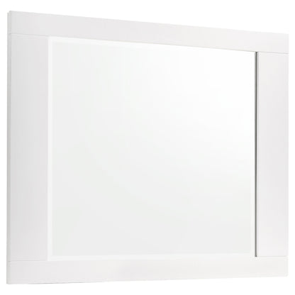 Zabka 5-piece Full Bedroom Set White High Gloss