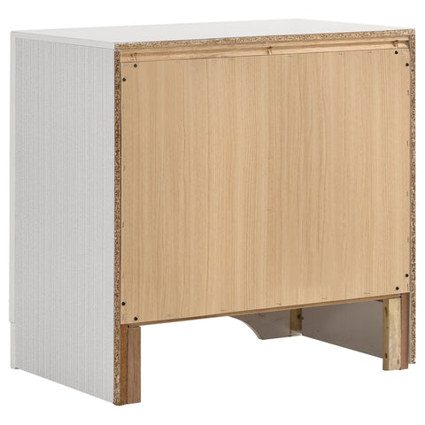 Narcissa 4-piece California King Bedroom Set White