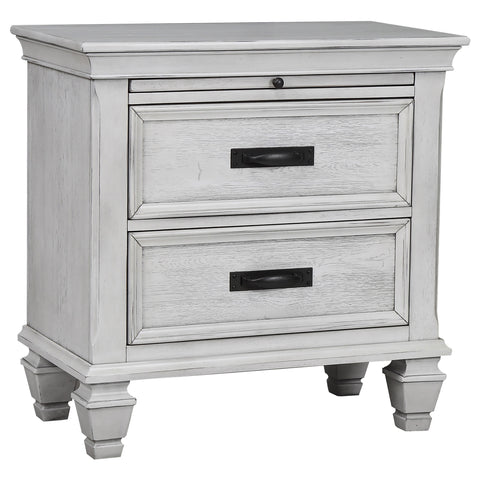 O'Malley 5-piece Eastern King Bedroom Set Distressed WhiteDistressed White
