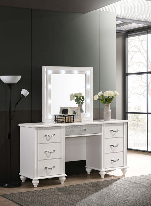 Percy 7-drawer Vanity Set with Lighting WhiteWhite