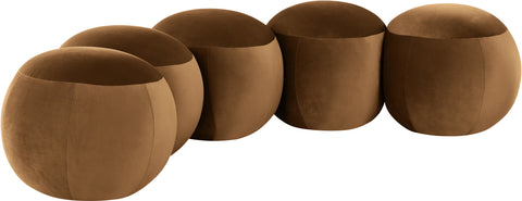 Mira Saddle Velvet Upholstered Bench, 1 Piece (Style 2)