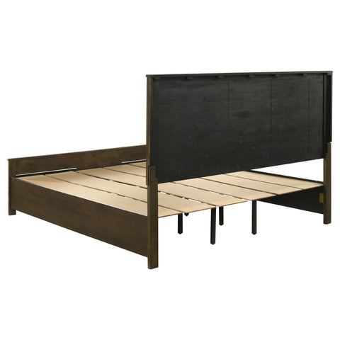Landar 4-piece Eastern King Bedroom Set Golden BrownRustic Golden Brown