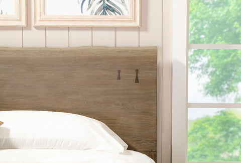 Carey Queen Platform Bed