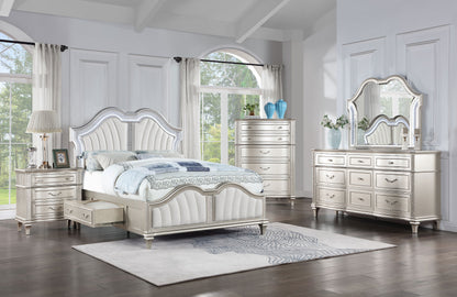 Keiran 5-piece Eastern King Bedroom Set Silver OakSilver Oak