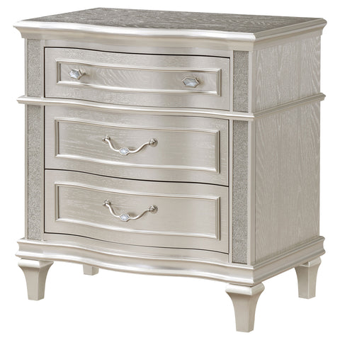 Keiran 3-drawer Nightstand Silver OakSilver Oak