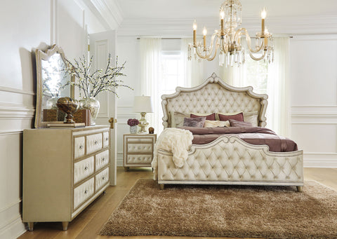 Pinciotti 4-piece California King Bedroom Set IvoryIvory / Camel