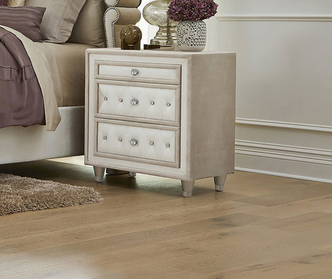 Pinciotti Upholstered 3-drawer Nightstand Ivory and CamelIvory / Camel