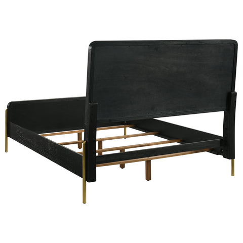 Elmcrest Rattan Eastern King Panel Bed Black and NaturalBlack / Natural