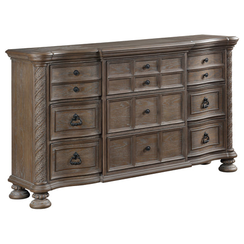 Forman 5-piece Queen Bedroom Set WalnutWalnut
