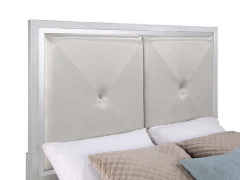 Trotter Wood Queen Panel Bed Silver