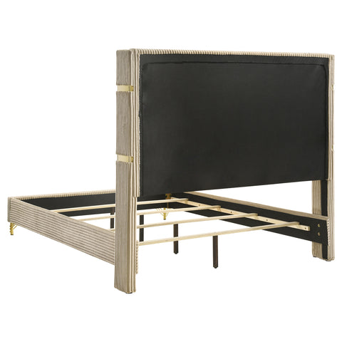 Jocelyn 4-piece Queen Bedroom Set Beige and WhiteBeige / White