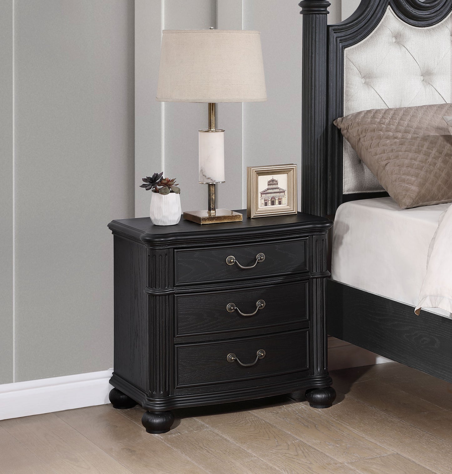 stillwood 3-drawer nightstand black