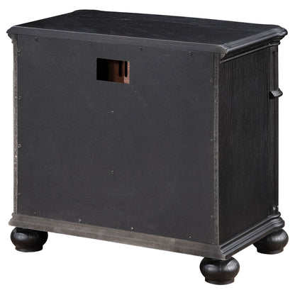 Stillwood 3-drawer Nightstand Black