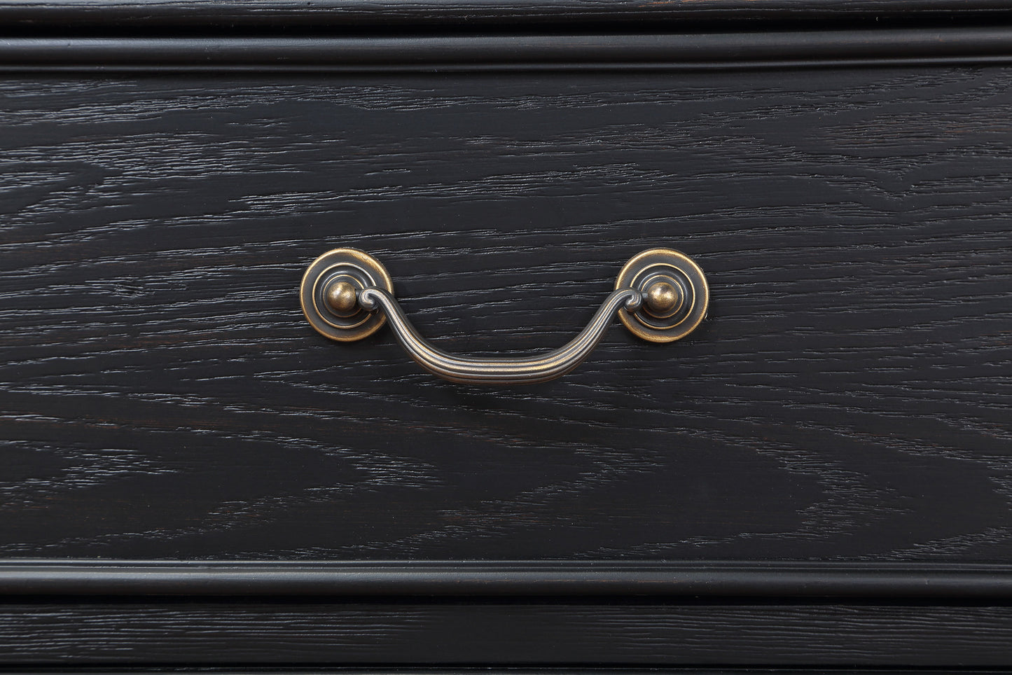 stillwood 9-drawer dresser black