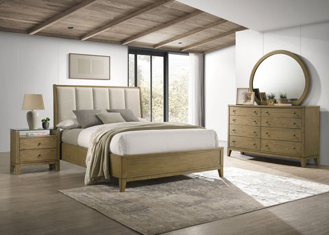 Fultonville 4-piece Eastern King Bedroom Set Natural PineNatural Pine