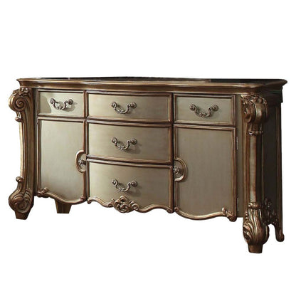 DRESSER