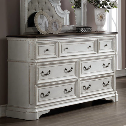 DRESSER