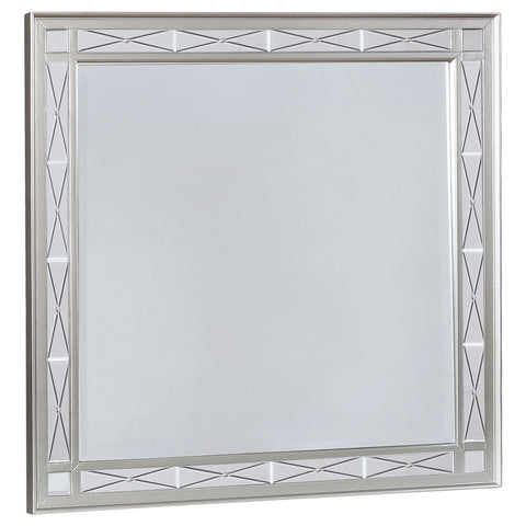 Paula 4-piece Queen Bedroom Set Metallic Mercury