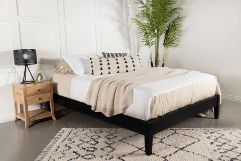 Matyas Queen Universal Platform Bed BlackBlack