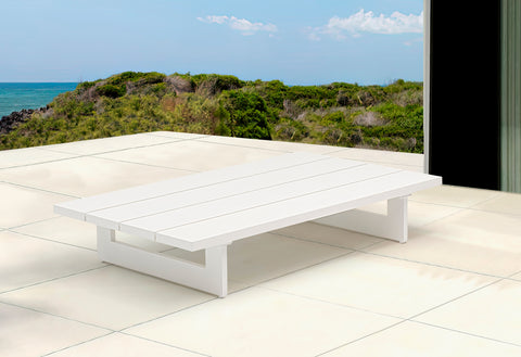 Giselle White Aluminum Outdoor Patio Coffee Table, 1 Piece