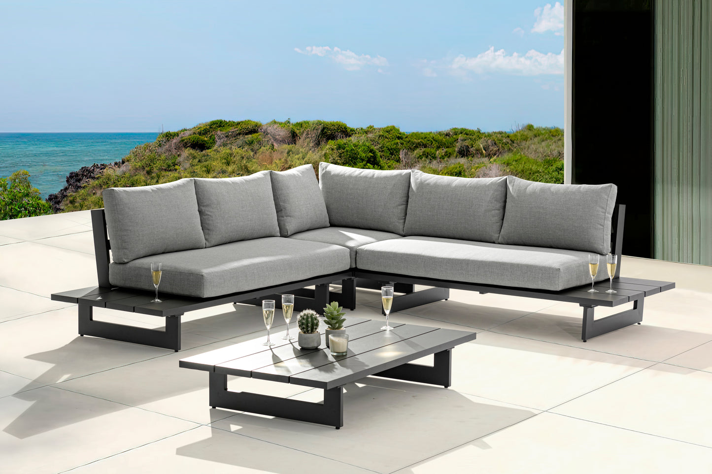 outdoor patio sectional (3 boxes)