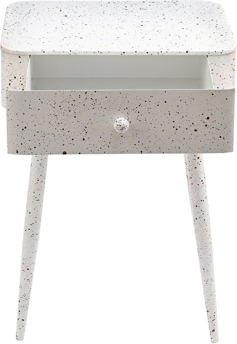 Celeste 17" White Iron Nightstand, 1 Piece (Style 2)