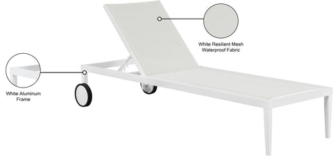 Renuar White Mesh Water Resistant Fabric Outdoor Patio Aluminum Mesh Chaise Lounge Chair