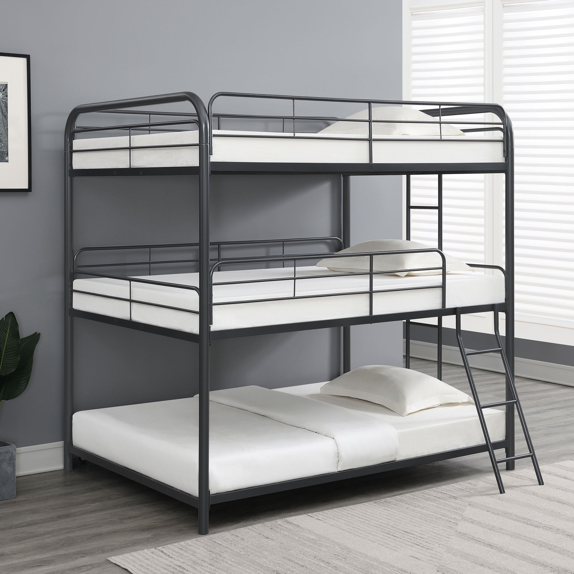 Full / Full / Full Triple Bunk Bed