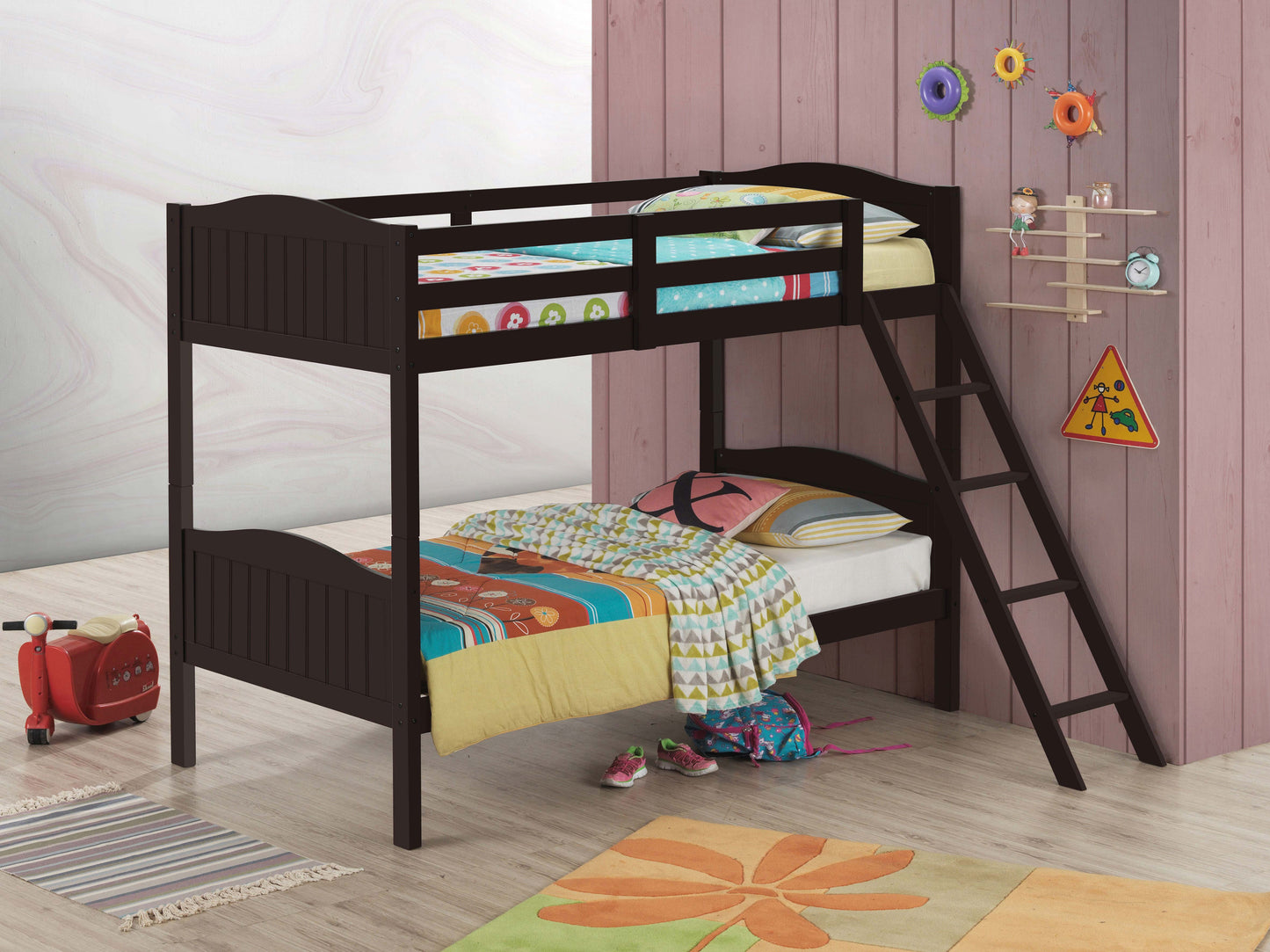 twin / twin bunk bed