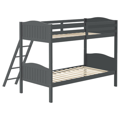 Twin / Twin Bunk Bed