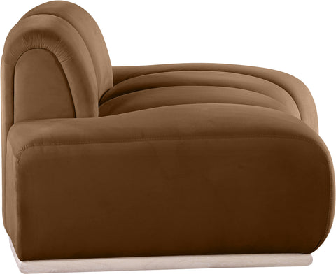 Tessa Saddle Velvet Upholstered Chair, 1 Piece