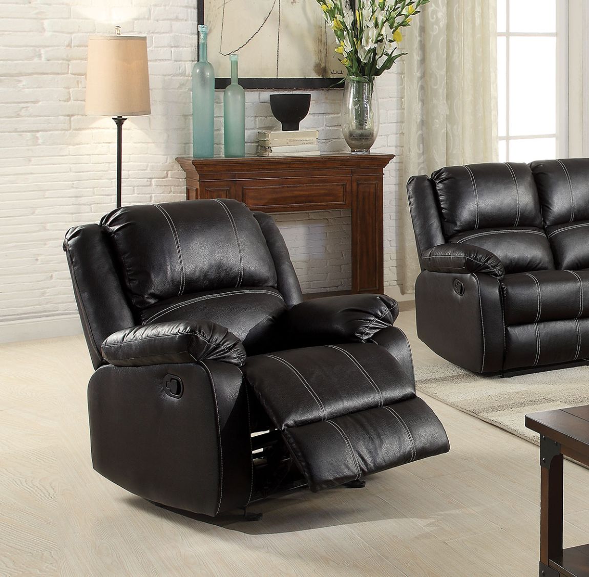 MOTION ROCKER RECLINER