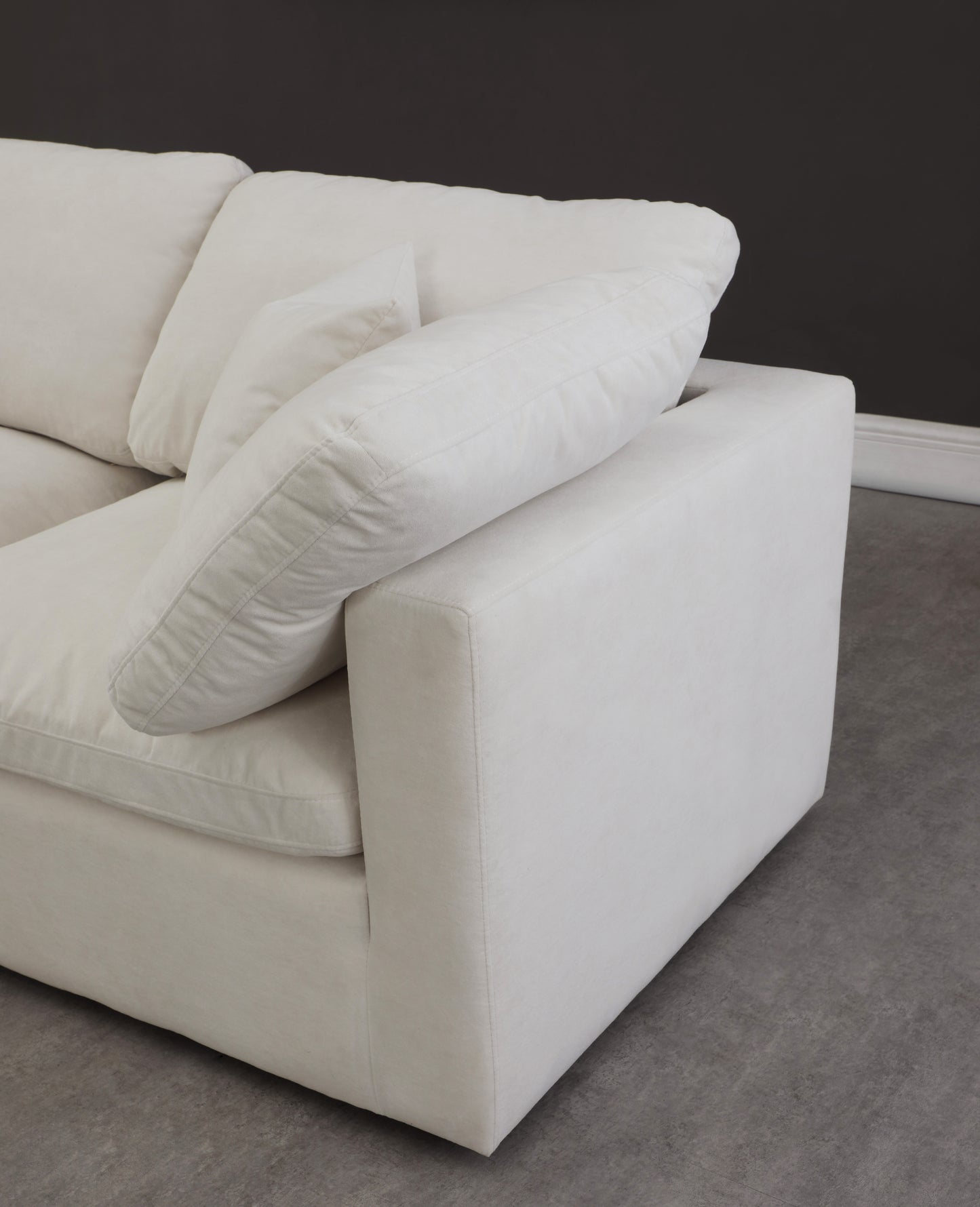 lips cream velvet standard comfort modular sofa s105