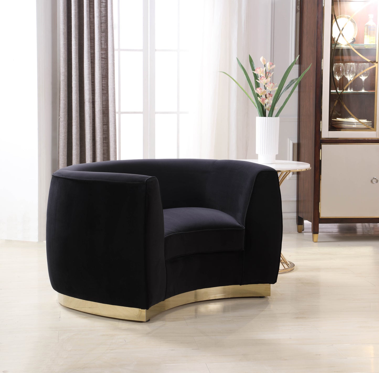 woodloch black velvet chair