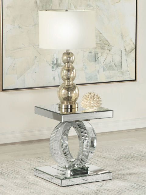 Skeena Rectangular Mirrored Acrylic End Table SilverMirror